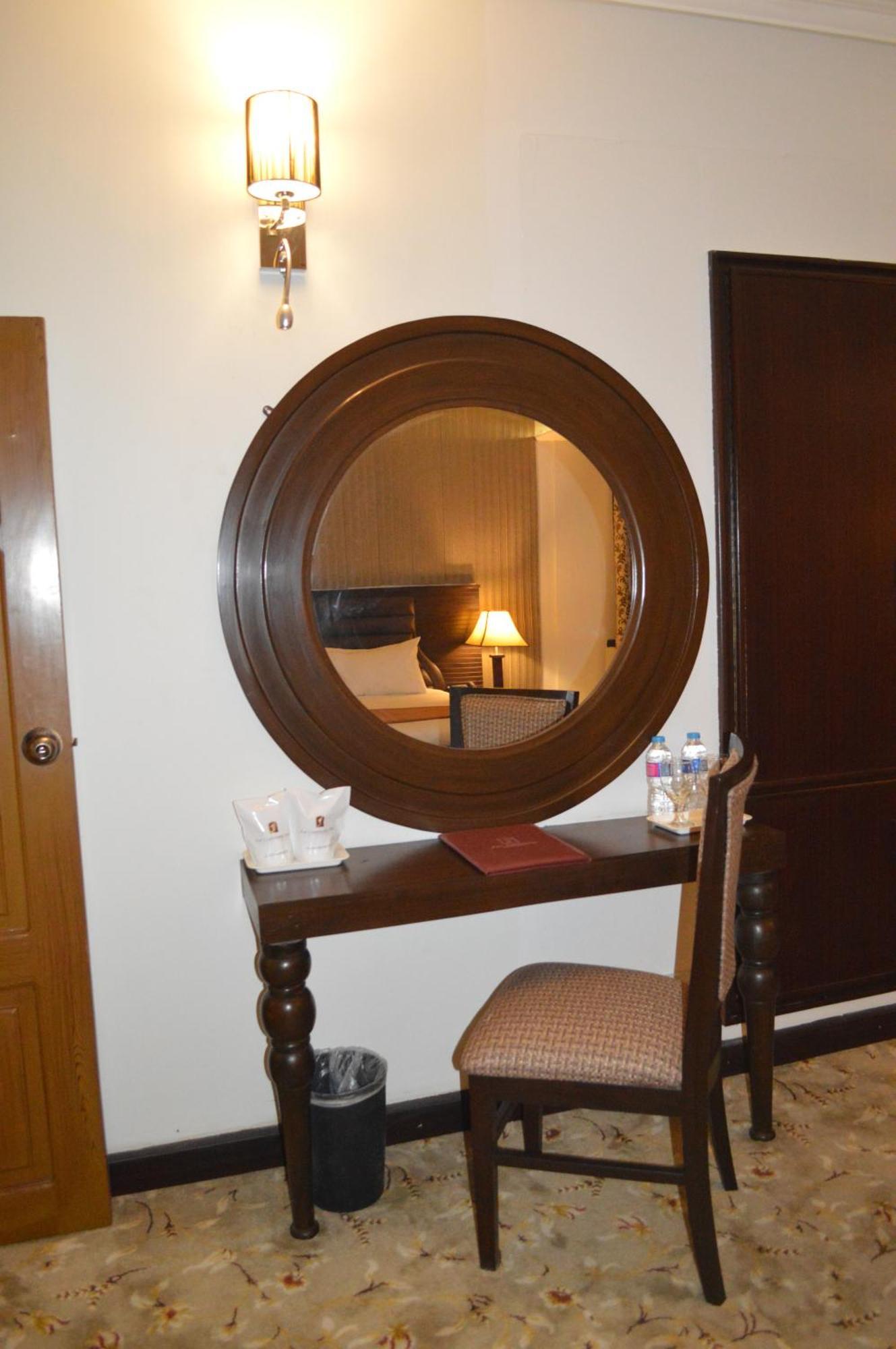 Fort Continental Hotel 페샤와르 외부 사진