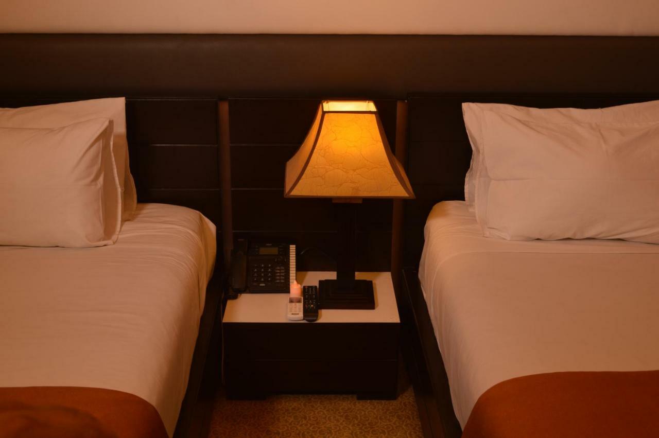 Fort Continental Hotel 페샤와르 외부 사진