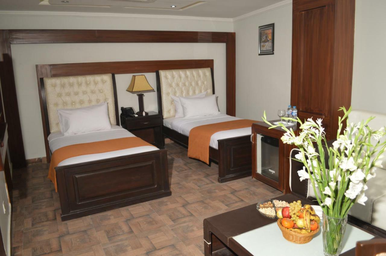 Fort Continental Hotel 페샤와르 외부 사진